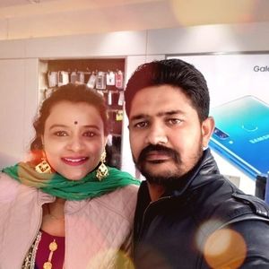 Meet your Posher, Satinder